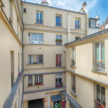 Apartment Beaux 2-pieces Gare Du Nord/gare De L'est